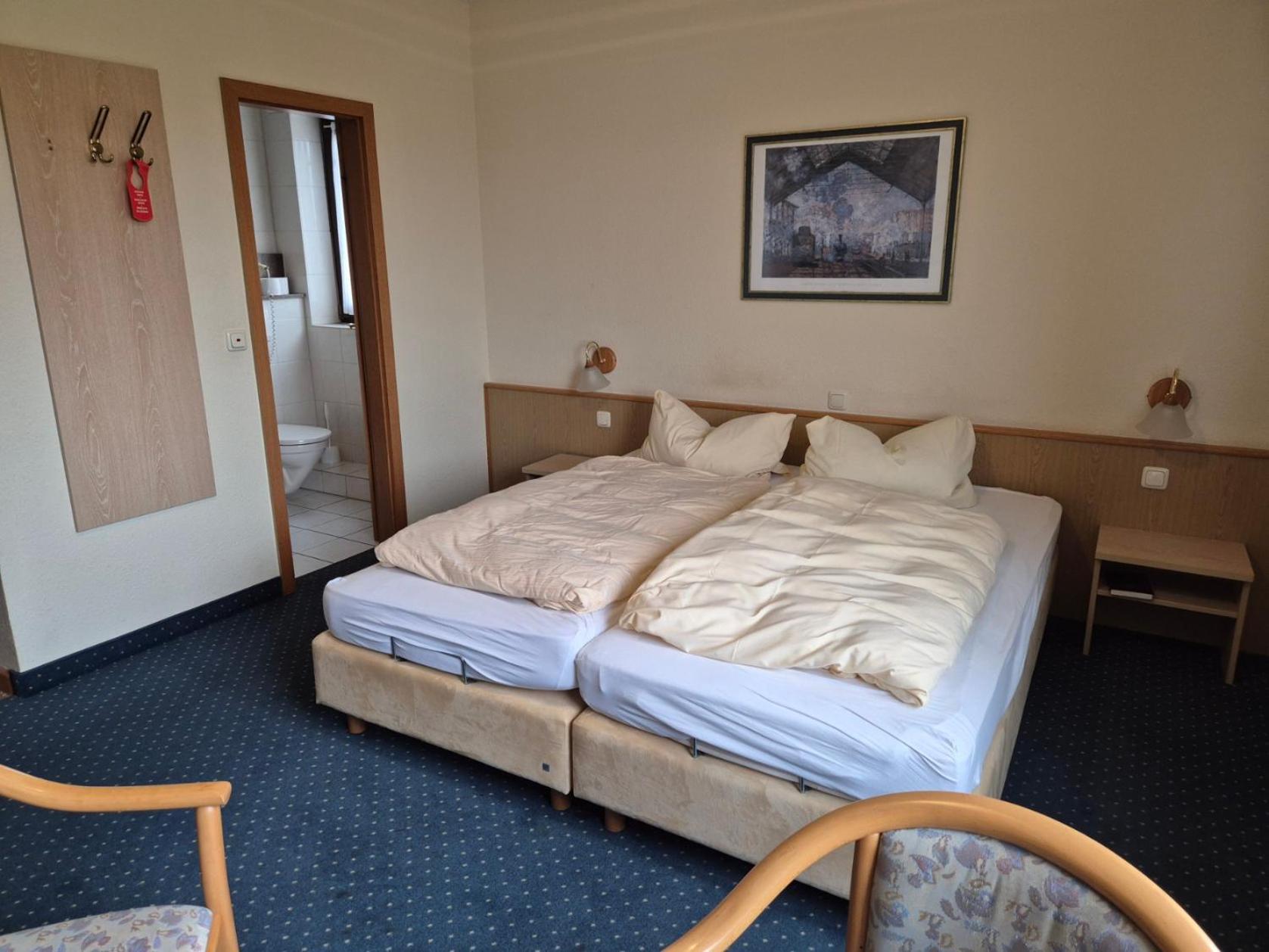 Hotel Zur Waage Бад Мюнстерайфел Екстериор снимка